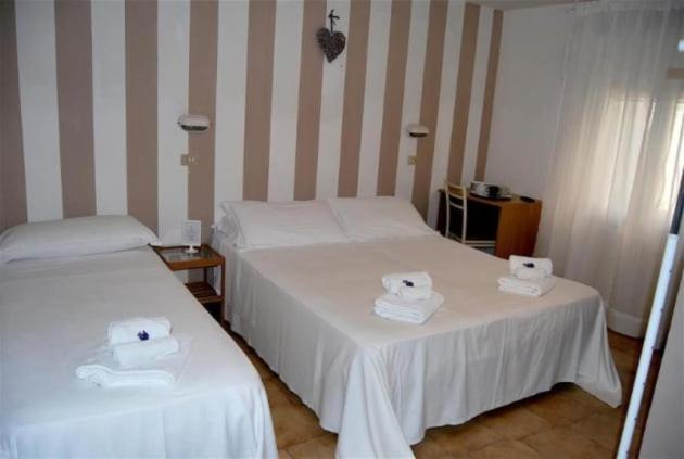 Hotel Abay Rimini Zewnętrze zdjęcie
