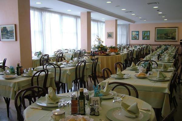Hotel Abay Rimini Zewnętrze zdjęcie